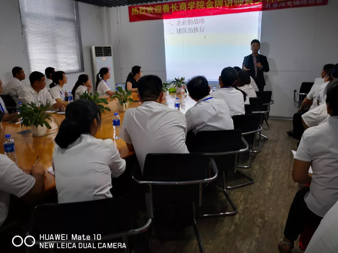 ��������������(sh��)�ڱ��������A�ڈ�(zh��)�С���Ӗ(x��n)���(d��ng)����